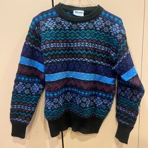 Wool vintage Sweater with Nordic Patterns